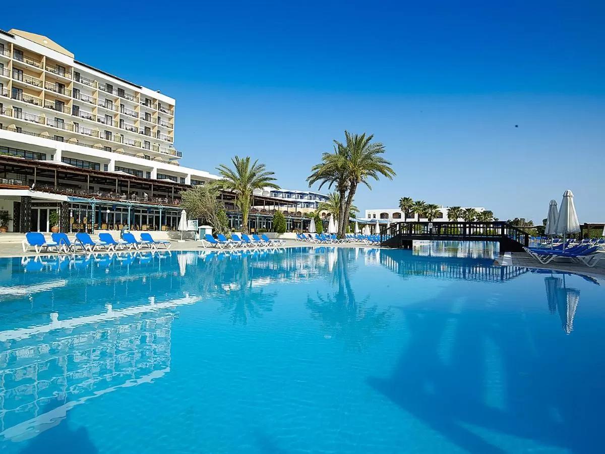 Helea Lifestyle Resort 5*